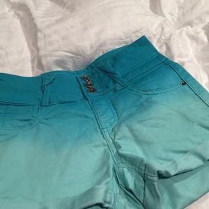 Ombré blue button up short